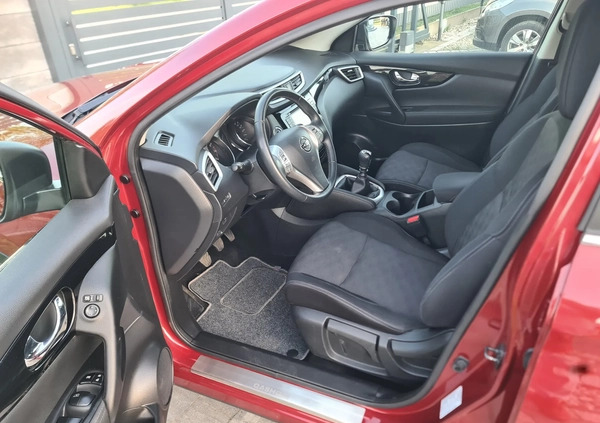 Nissan Qashqai cena 49700 przebieg: 126970, rok produkcji 2015 z Debrzno małe 154